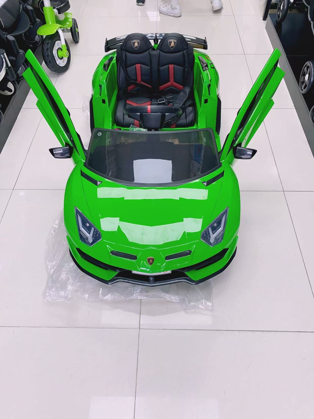 Lamborghini 林寶堅尼 SVJ  四驅兒童遙控電動車（正版授權）