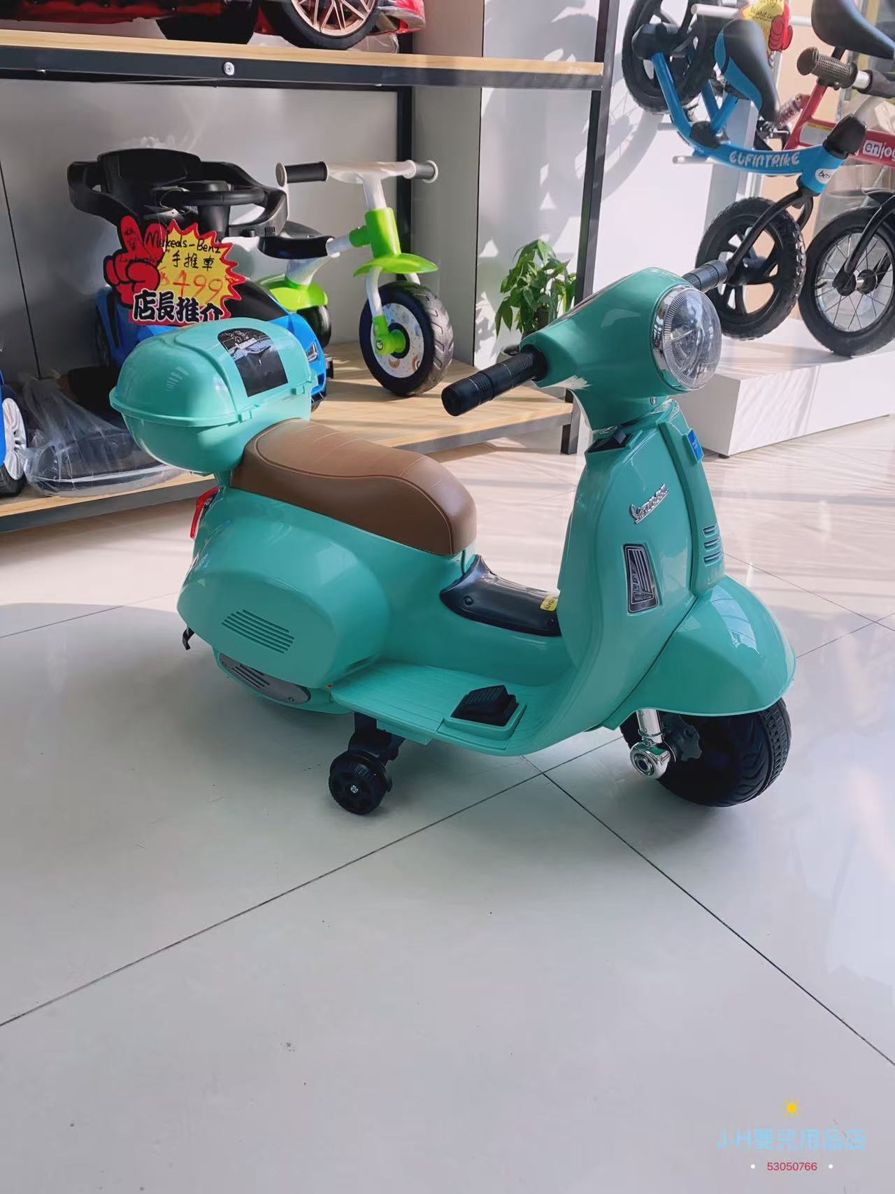 Mini 小綿羊 兒童電動車 附帶遙控，英文說明書，三角插充電器