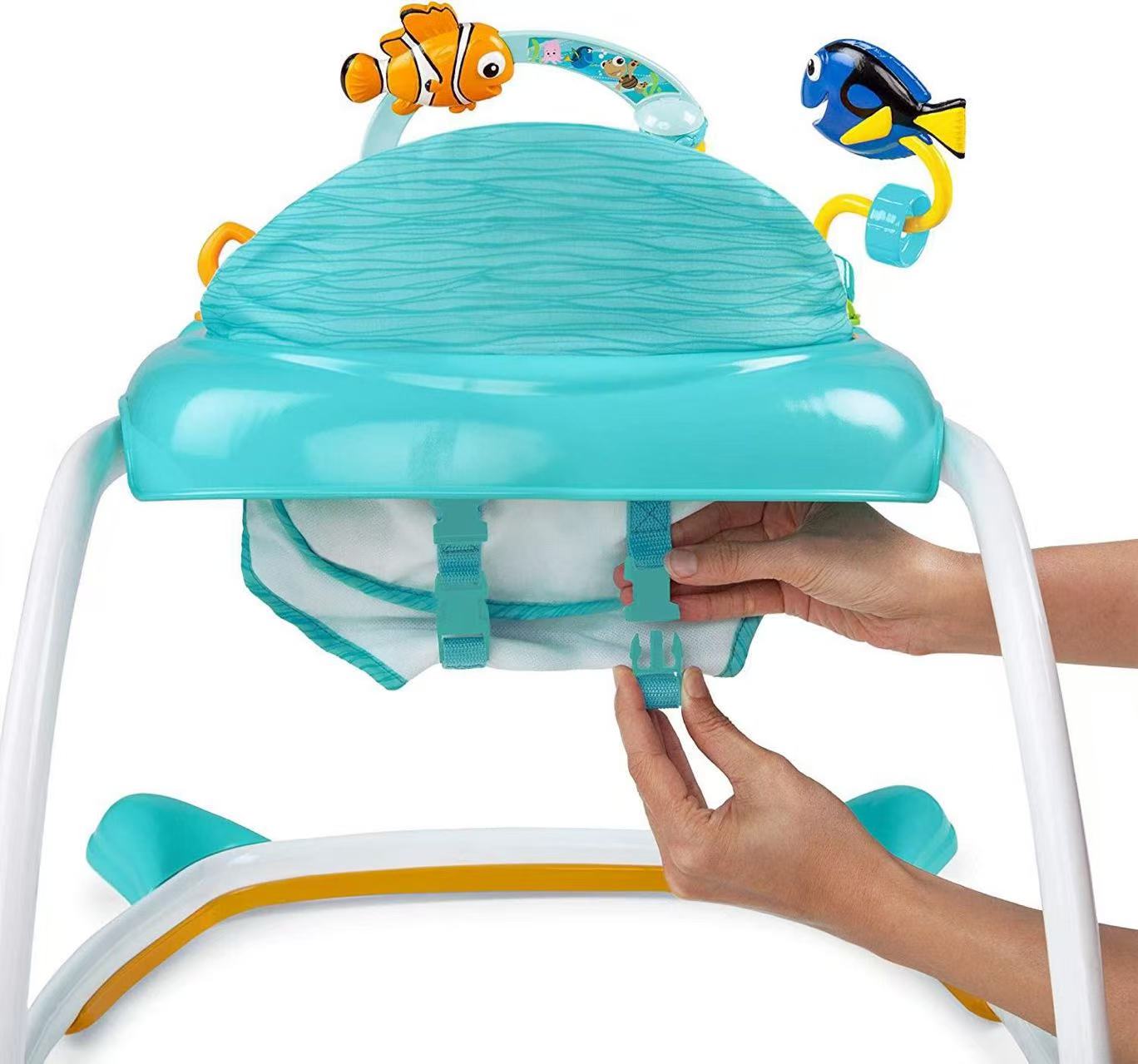 Bright Starts disney  baby walker   6個月開始
