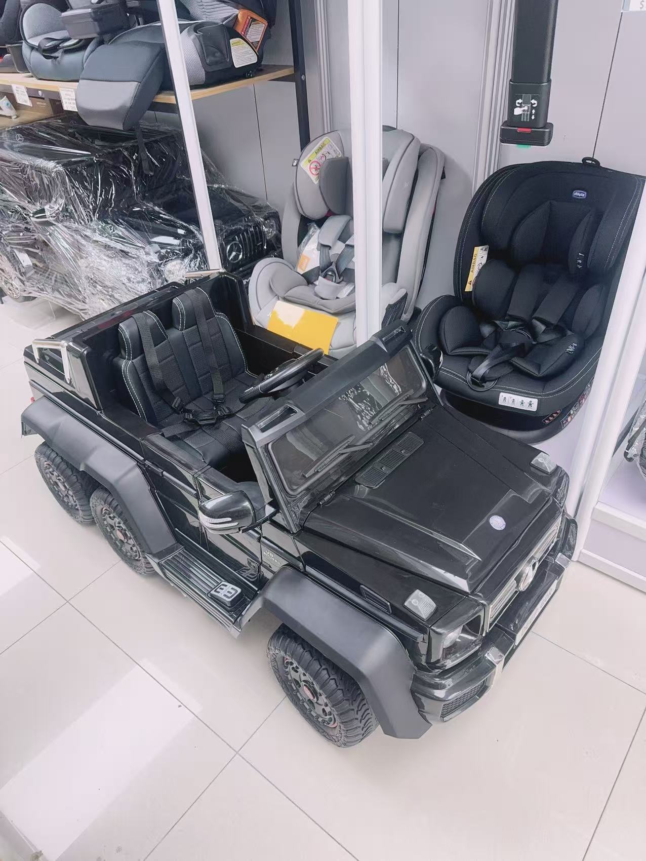 Mercedes-Benz G63 AMG 6x6  四驅雙電瓶 兒童遙控電動車    （正版授權）