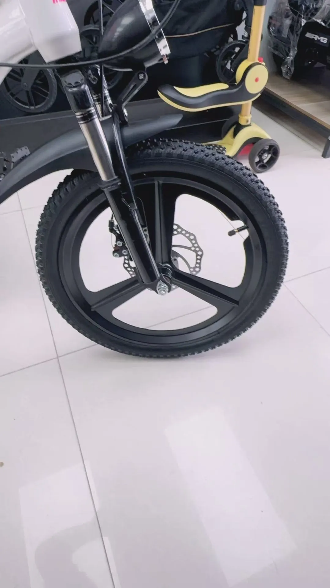 兒童18吋鎂合金一體單車 帶前後車輪碟剎