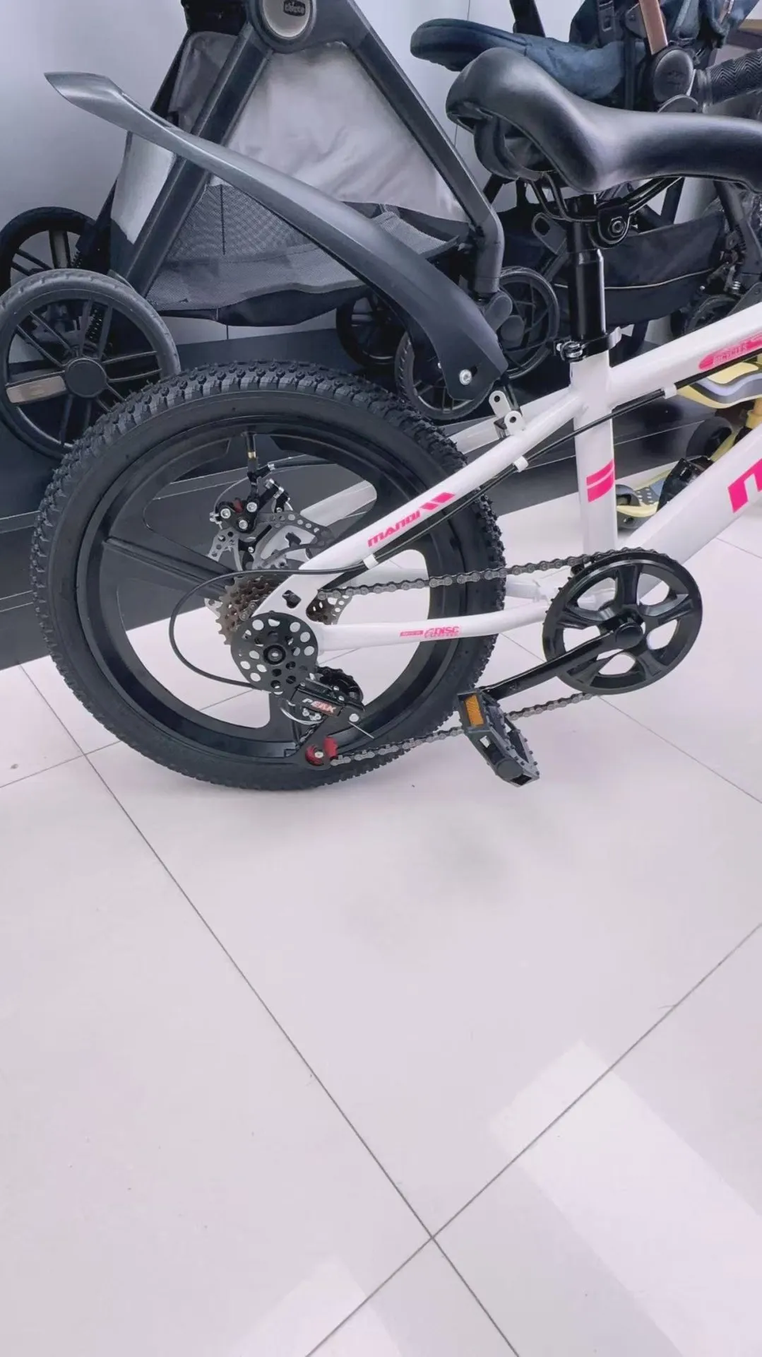 兒童18吋鎂合金一體單車 帶前後車輪碟剎
