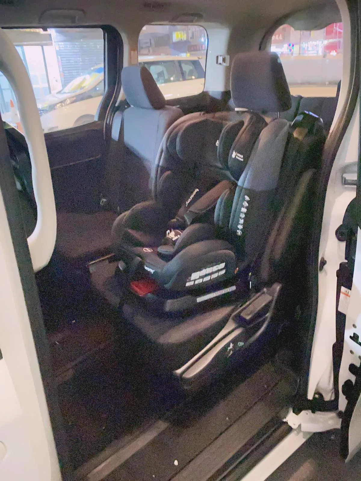 德國Besrey 初生 0-12歲  ISOfix  360度轉汽車安全座椅