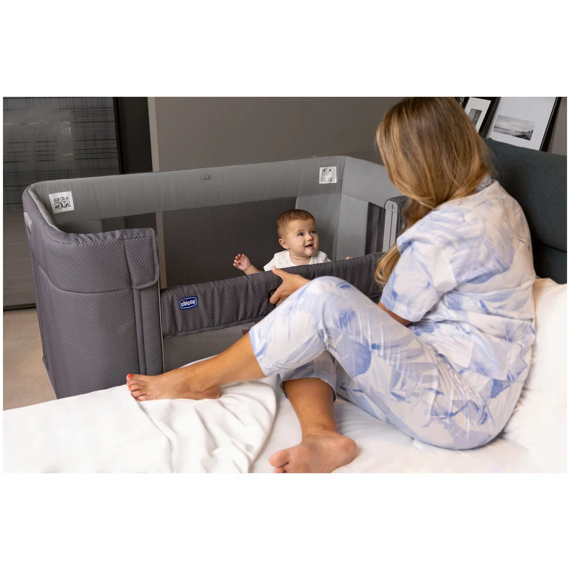 Chicco Next 2 Me Forever  多功能成長安撫嬰兒床 初生0-4歲 即買即安排 (免費送貨）