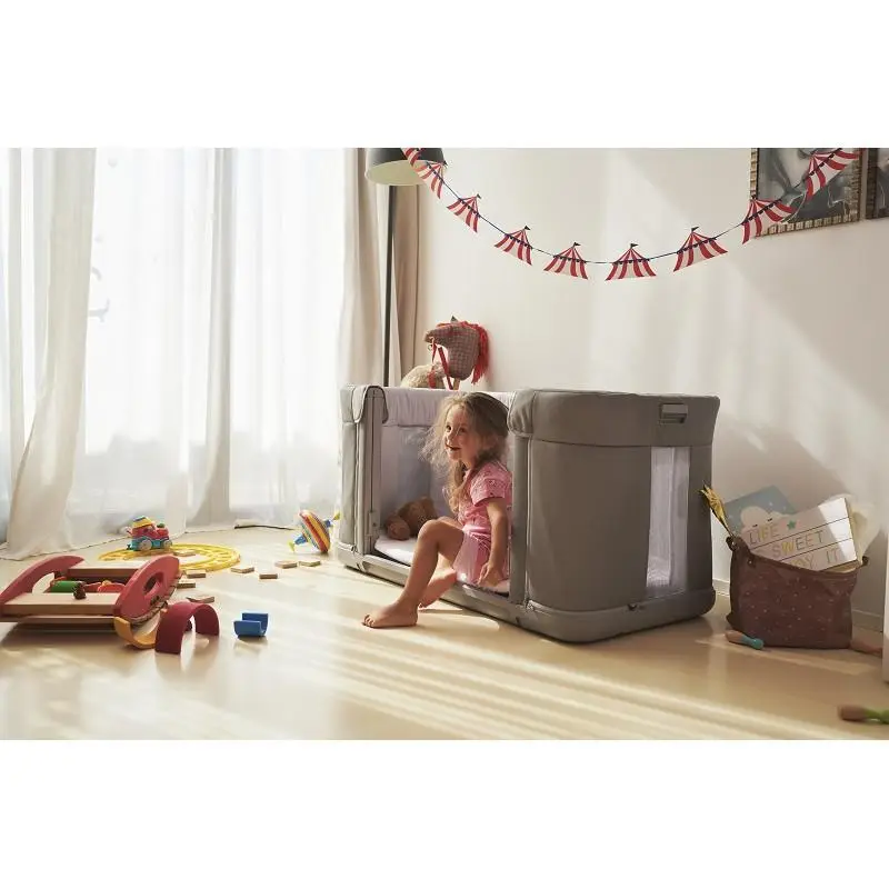Chicco Next2 Me Forever 多功能成長安撫嬰兒床 遊戲床 拼大人床 (免費送貨）(預訂貨品，11月下旬到貨）